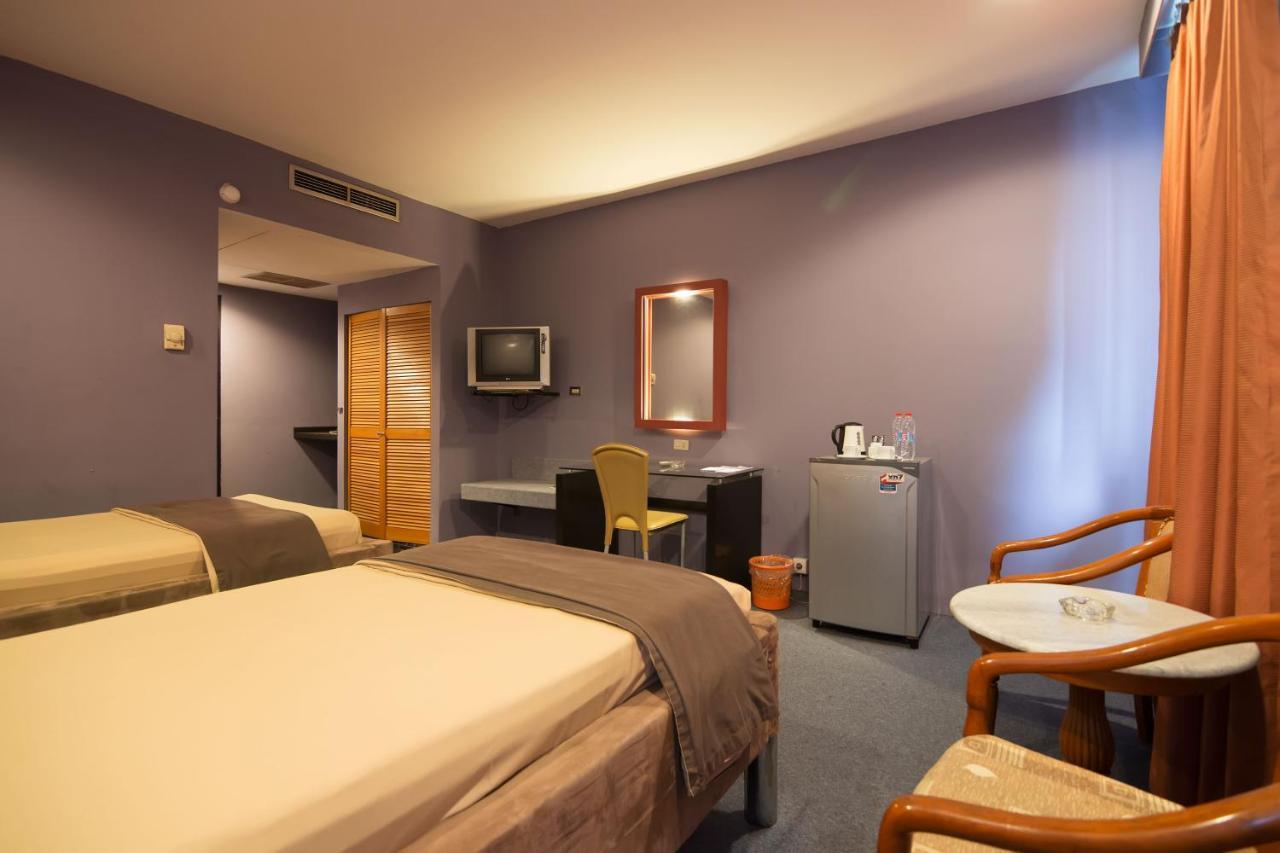 Hotel Peninsula Mangga Besar Jacarta Exterior foto