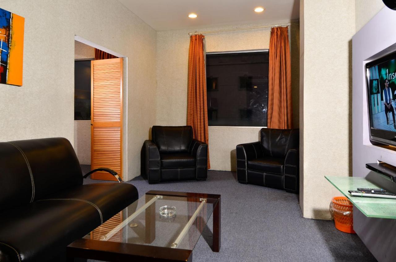 Hotel Peninsula Mangga Besar Jacarta Exterior foto