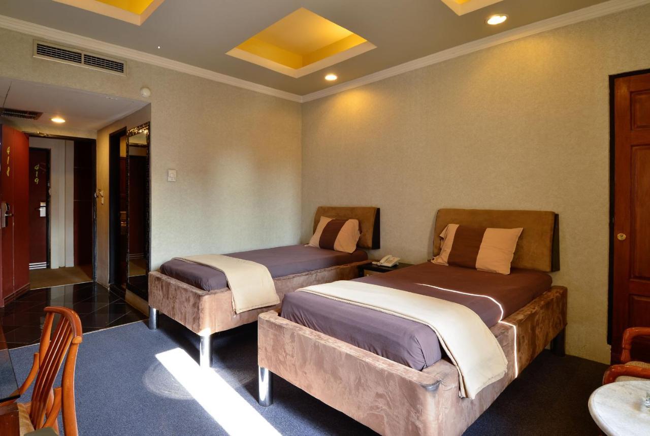 Hotel Peninsula Mangga Besar Jacarta Exterior foto